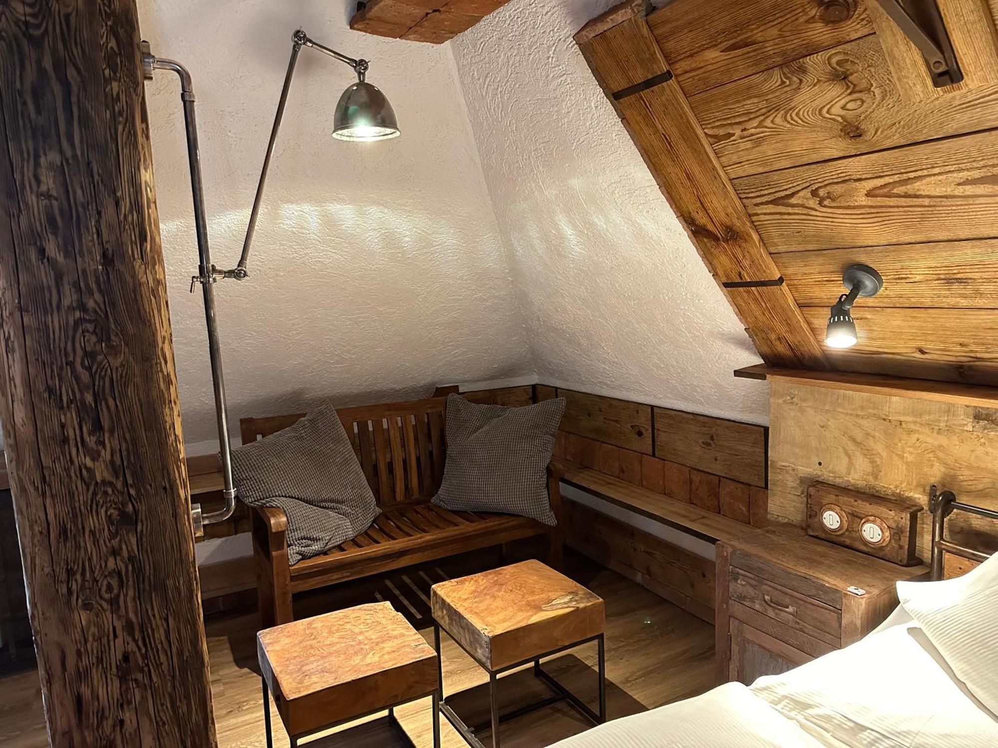 Romantik Hotel U Raka براغ المظهر الخارجي الصورة